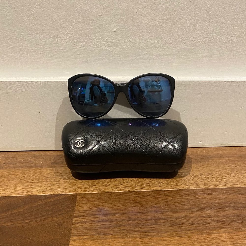 CHANEL Black Blue Mirror Lens Sunglasses